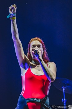 ICONA POP