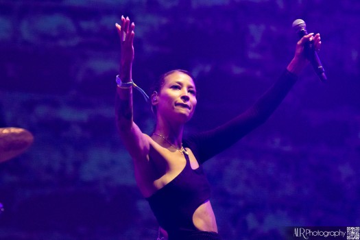 ICONA POP